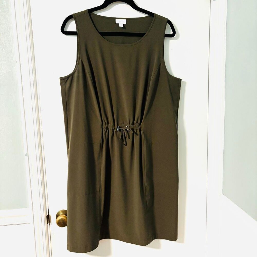 J.Jill Fit L Olive green athleisure cinch front casual sleeveless dress